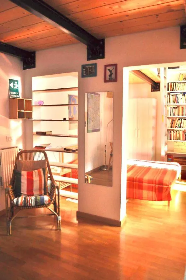 8 Studio Rome Apartment