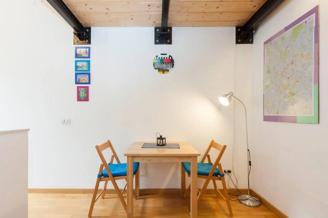 8 Studio Rome